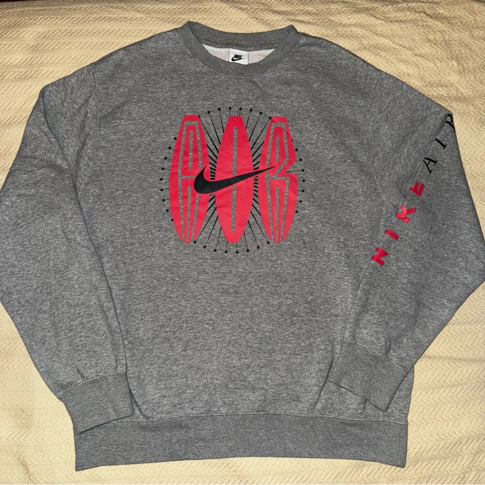 Nike Men's Gray and Orange Sweater
